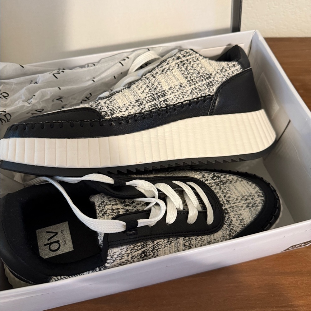 New Dolce Vita sneakers